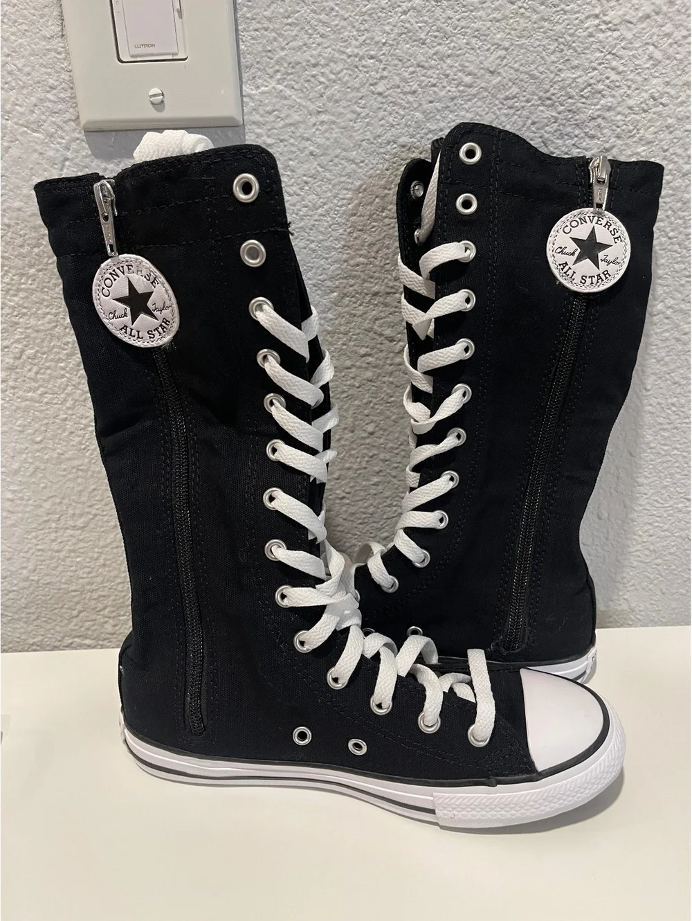 Converse All Star High-Top Black Canvas Boots with White L l